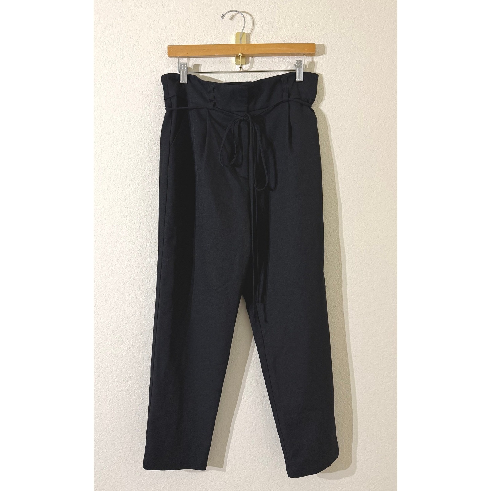 Vetta Preppy Capsule Black Paperbag Waist Tapered Trousers Size 8 Minimalist